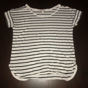 Gap striped T shirt! Size M worn once or twice